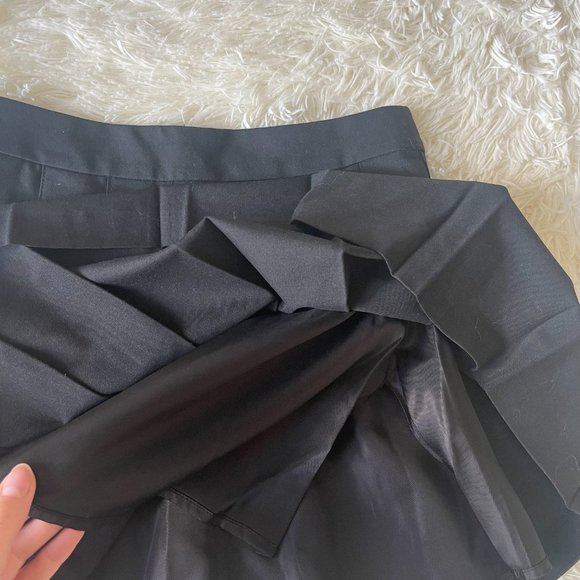 Aritzia BRAND NEW Sunday Best Pleated Flare Mini Skirt - Picture 4 of 4
